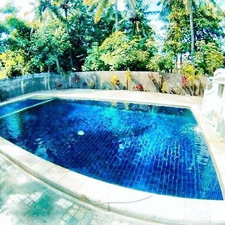 Santai Bungalow ギリ・トラワンガン エクステリア 写真